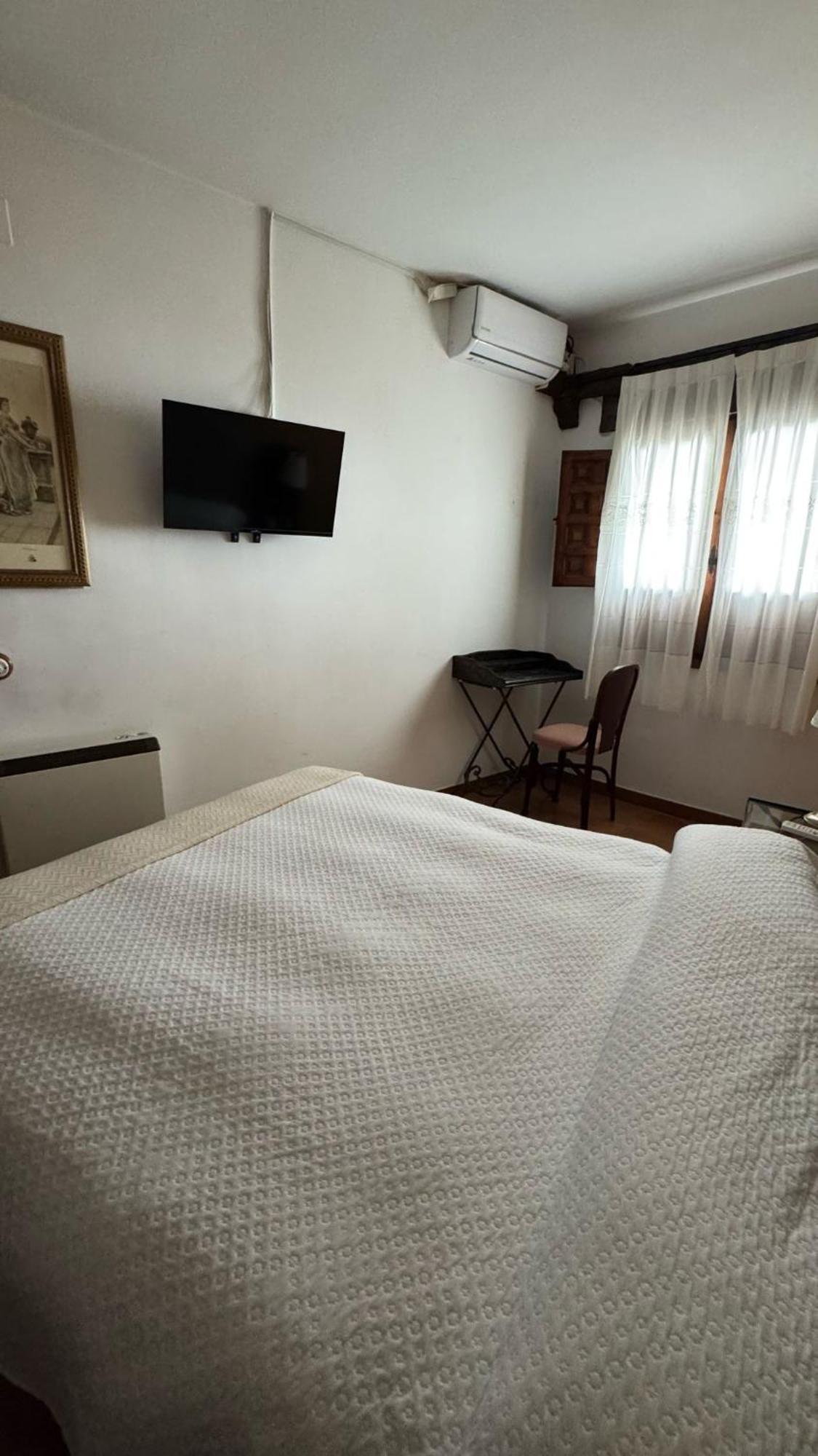 La Troje Oropesana Guest House Ngoại thất bức ảnh