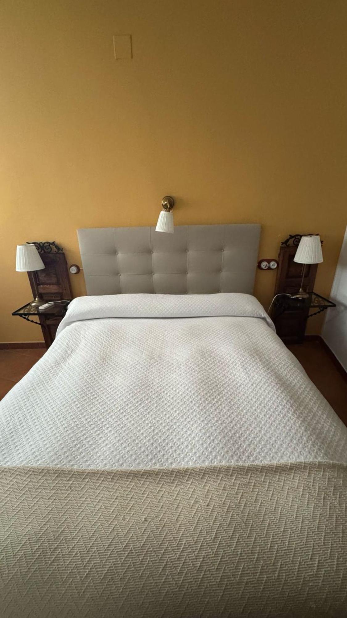 La Troje Oropesana Guest House Ngoại thất bức ảnh